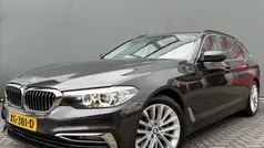Grijs, metallic lak Gebruikt 2019 BMW 520 Executive Stationwagen | € 25.899 (Goede deal)