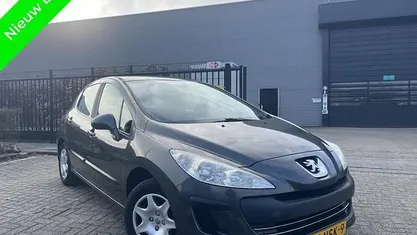 Occasion 2010 Peugeot 308 Hatchback | € 2.599 (Goede deal)