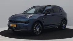 Blauw, metallic lak Gebruikt 2024 Lynk & Co 01 SUV | € 30.400 (Eerlijke prijs)