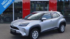 Zilver, metallic lak Gebruikt 2023 Toyota Yaris Cross Active SUV | € 24.900 (Goede deal)