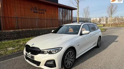 Occasion BMW 330 Sport Line 291 PK (214 kW) 2022 Wit Stationwagen