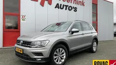 Grijs Gebruikt 2019 VW Tiguan Comfortline SUV | € 23.450 (Super prijs)