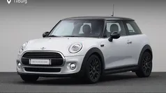 Gebruikt 2018 Mini Cooper Comfort Hatchback | € 17.880 (Eerlijke prijs)