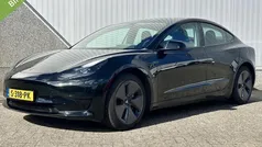 Zwart Gebruikt 2023 Tesla Model 3 Standard Range Sedan | € 29.985 (Goede deal)