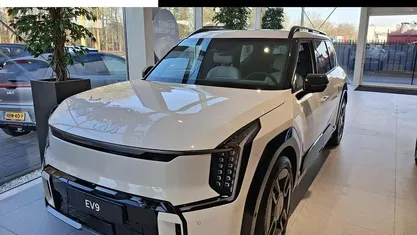 Wit Nieuw 2026 Kia EV9 GT-Line SUV | € 79.940 (Eerlijke prijs)