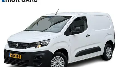 Occasion Peugeot Partner Premium 111 PK (81 kW) 2022 MPV