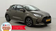 Bruin Gebruikt 2021 Toyota Yaris Hatchback | € 16.999 (Eerlijke prijs)