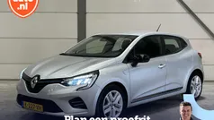 Grijs Gebruikt 2021 Renault Clio V Zen Hatchback | € 13.695 (Super prijs)