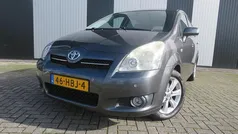 Grijs Gebruikt 2008 Toyota Verso Luna MPV | € 3.950 (Goede deal)