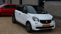 Wit Gebruikt 2015 Smart ForFour Pure Hatchback | € 6.990 (Eerlijke prijs)