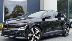 Zwart Gebruikt 2022 Renault Mégane Techno Hatchback | € 24.945 (Eerlijke prijs)