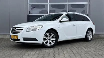 Occasion Opel Insignia Edition 116 PK (85 kW) 2009 Wit Stationwagen