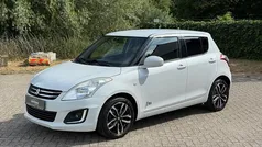 , metallic lak Gebruikt 2015 Suzuki Swift Exclusive Hatchback | € 8.250 (Eerlijke prijs)
