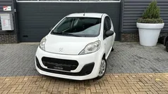 Wit Gebruikt 2014 Peugeot 107 Access Hatchback | € 3.950 (Eerlijke prijs)