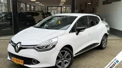 Wit Gebruikt 2015 Renault Clio IV Hatchback | € 6.490 (Eerlijke prijs)