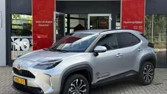 Grijs Occasion 2025 Toyota Yaris Cross Edition SUV | € 28.900 (Goede deal)