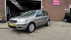 Grijs Gebruikt 2003 Ford Fusion MPV | € 2.149 (Eerlijke prijs)