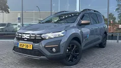 Gris urban Gebruikt 2025 Dacia Jogger Extreme MPV | € 28.935 (Eerlijke prijs)