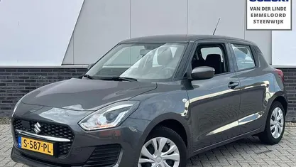 Occasion Suzuki Swift Comfort 84 PK (61 kW) 2023 Grijs Hatchback