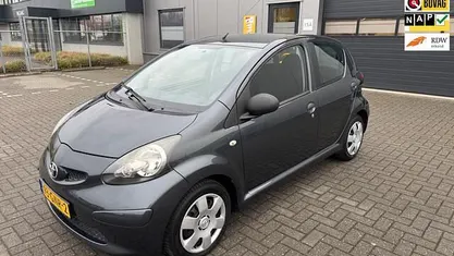 Occasion 2008 Toyota Aygo Hatchback | € 3.499 (Eerlijke prijs)