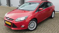 Rood Gebruikt 2012 Ford Focus Hatchback | € 8.450 (Eerlijke prijs)