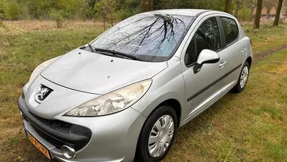 Occasion Peugeot 207 95 PK (69 kW) 2007 Grijs Hatchback