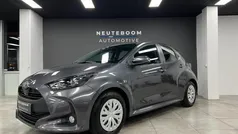 Grijs Gebruikt 2022 Toyota Yaris Hatchback | € 18.299 (Super prijs)