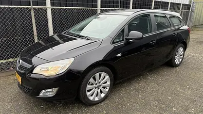 Occasion 2011 Opel Astra Cosmo Stationwagen | € 2.850 (Eerlijke prijs)