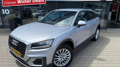 Grijs Occasion 2019 Audi Q2 Design SUV | € 18.750 (Eerlijke prijs)