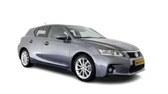 Mercury gray metallic (grijs metallic) Gebruikt 2012 Lexus CT200h Business Edition Hatchback | € 7.945 (Eerlijke prijs)