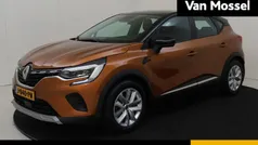 Oranje Gebruikt 2020 Renault Captur Zen SUV | € 17.435 (Eerlijke prijs)