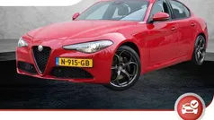 Rood Gebruikt 2021 Alfa Romeo Giulia Sprint Sedan | € 34.925 (Eerlijke prijs)