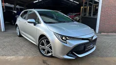Gebruikt 2020 Toyota Corolla Team Hatchback | € 18.995 (Eerlijke prijs)