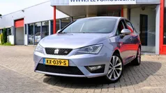 Grijs, metallic lak Gebruikt 2016 Seat Ibiza CONNECT Hatchback | € 7.950 (Eerlijke prijs)