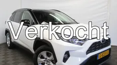 Wit Gebruikt 2019 Toyota RAV4 Hybrid Active SUV | € 29.690 (Eerlijke prijs)