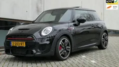 Zwart Gebruikt 2020 Mini John Cooper Works Chili Hatchback | € 29.940 (Eerlijke prijs)