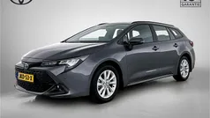 Grijs Gebruikt 2024 Toyota Corolla Hybrid Active Stationwagen | € 29.495 (Eerlijke prijs)