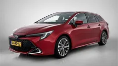 Rood Gebruikt 2023 Toyota Corolla Edition Stationwagen | € 28.900 (Eerlijke prijs)