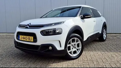 Occasion 2020 Citroën C4 PureTech SUV | € 11.495 (Eerlijke prijs)