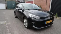 Zwart Gebruikt 2017 Kia Rio Hatchback | € 6.750 (Eerlijke prijs)