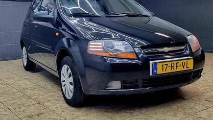 Occasion Chevrolet Kalos 83 PK (61 kW) 2005 Zwart Hatchback