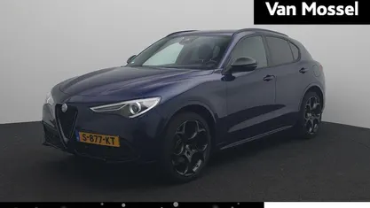Blauw Occasion 2022 Alfa Romeo Stelvio Veloce SUV | € 47.940 (Eerlijke prijs)