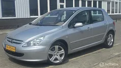 Gebruikt 2003 Peugeot 307 Hatchback | € 1.999 (Eerlijke prijs)