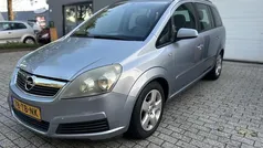 Grijs Gebruikt 2006 Opel Zafira Enjoy MPV | € 1.895 (Eerlijke prijs)