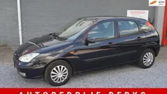 Gebruikt 2004 Ford Focus Collection Hatchback | € 950 (Goede deal)
