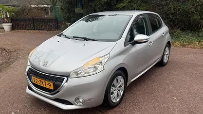 Occasion Peugeot 208 Envy 82 PK (60 kW) 2013 Grijs Hatchback