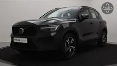 Zwart Gebruikt 2024 Volvo XC40 Plus SUV | € 43.900 (Eerlijke prijs)