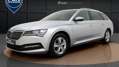 Grijs Gebruikt 2023 Skoda Superb Business Line Stationwagen | € 26.950 (Eerlijke prijs)