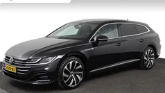 Zwart Gebruikt 2021 VW Arteon Business+ Stationwagen | € 31.940 (Eerlijke prijs)