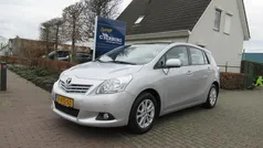 Grijs Gebruikt 2011 Toyota Verso MPV | € 7.950 (Eerlijke prijs)